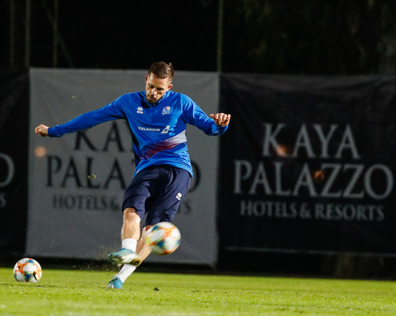 Gylfi á æfingu í Antalya.