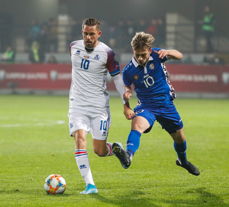 Gylfi Þór Sigurðsson í leiknum gegn Moldóvu.