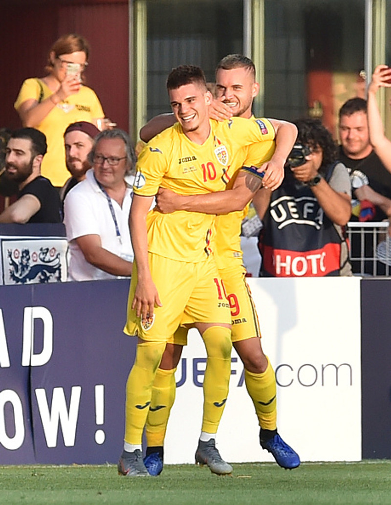 Ianis Hagi, sonur goðsagnarinnar Gheorge Hagi, er einn af aðalmönnunum hjá Rúmeníu.