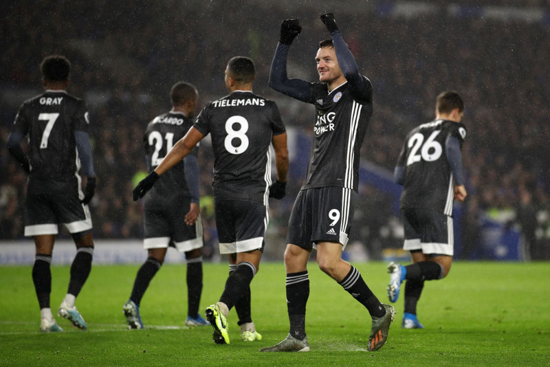 Leicester City vann Everton í gær 2-1.