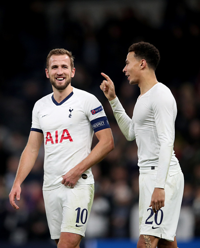 Framtíð Dele Alli verður að ráðast áður en glugginn lokar í næstu viku.