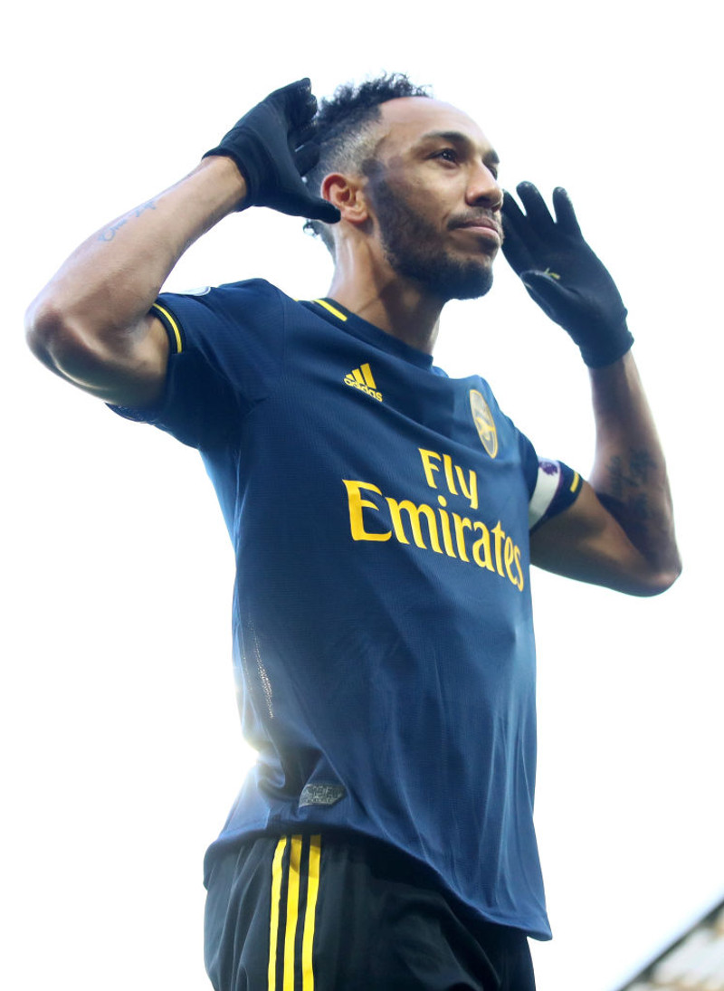 Pierre-Emerick Aubameyang skoraði bæði mörk Arsenal