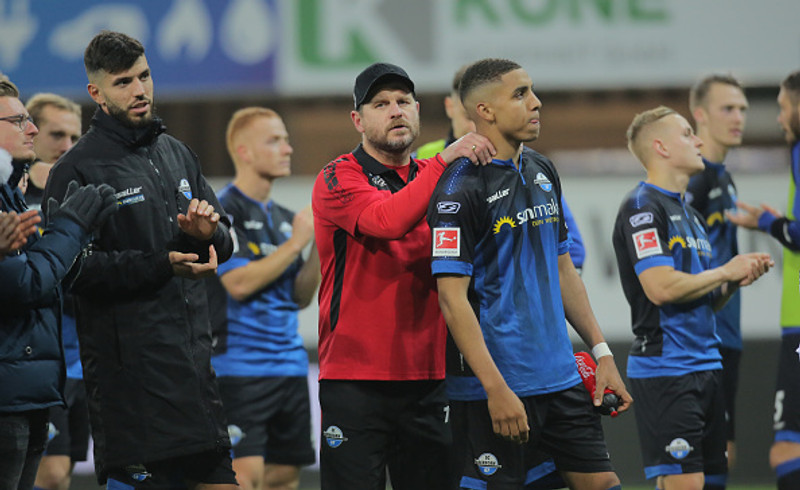Paderborn er aðeins með fimm stig.