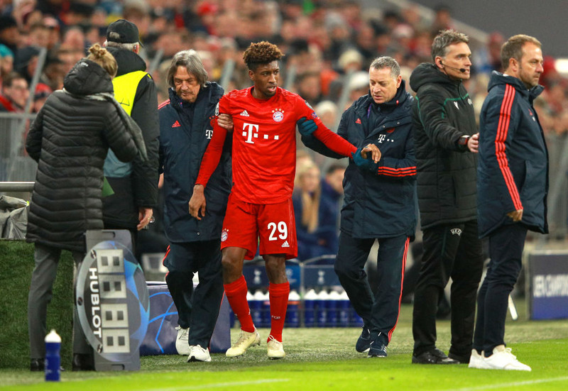 Coman skoraði fyrsta mark leiksins gegn Tottenham og meiddist á 27. mínútu.