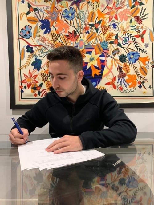 Izaro skrifaði undir eins árs samning við Þór.