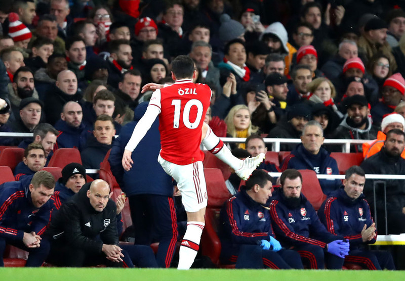 Pirraður Özil