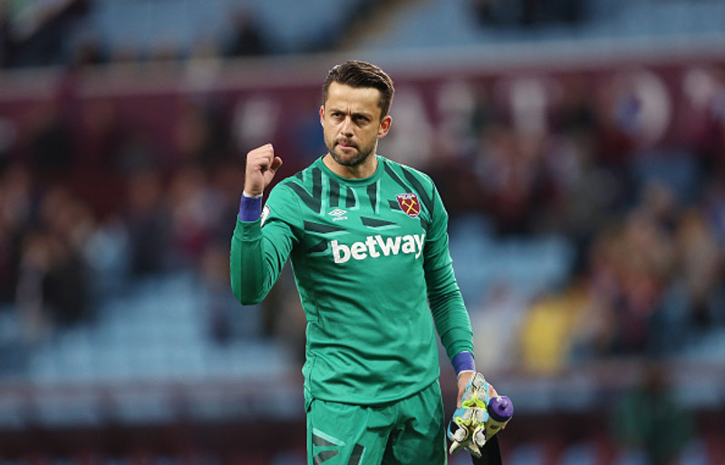 Fabianski meiddur á ný