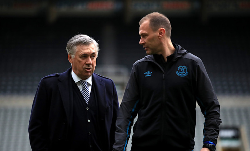 Carlo Ancelotti og Duncan Ferguson.