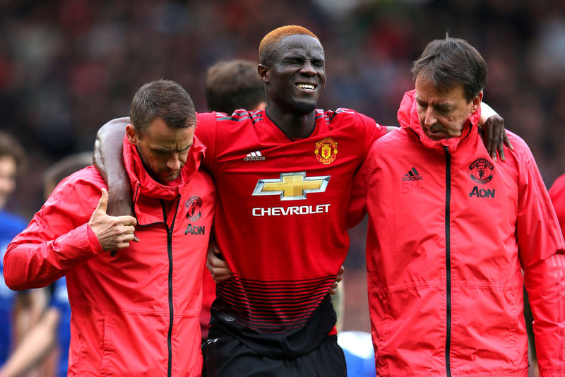 Man Utd framlengir samning Bailly um eitt ár