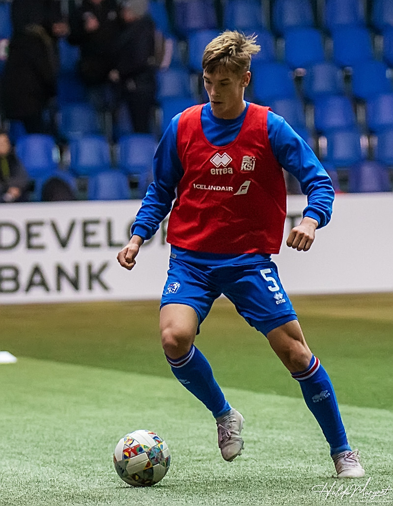 Myndaveisla: U17 tapaði gegn Tadsíkistan