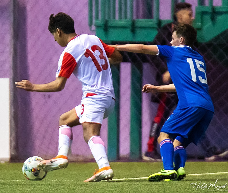Myndaveisla: U17 tapaði gegn Tadsíkistan