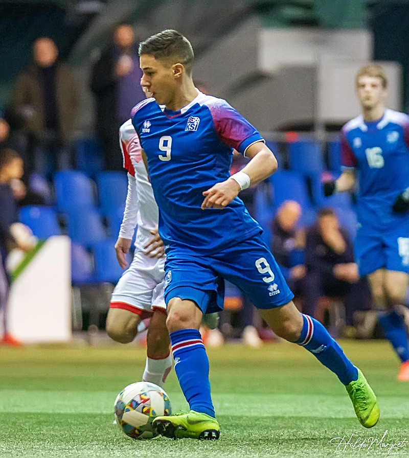 Myndaveisla: U17 tapaði gegn Tadsíkistan