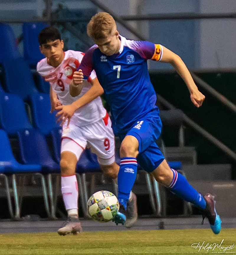 Myndaveisla: U17 tapaði gegn Tadsíkistan