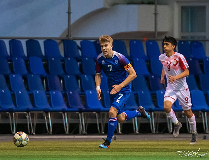 Myndaveisla: U17 tapaði gegn Tadsíkistan
