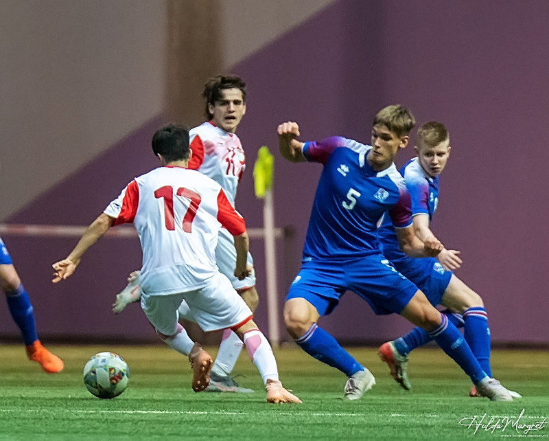 Myndaveisla: U17 tapaði gegn Tadsíkistan