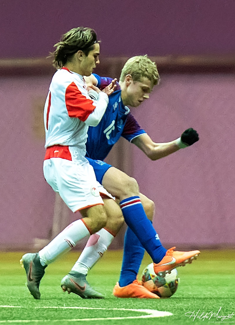 Myndaveisla: U17 tapaði gegn Tadsíkistan