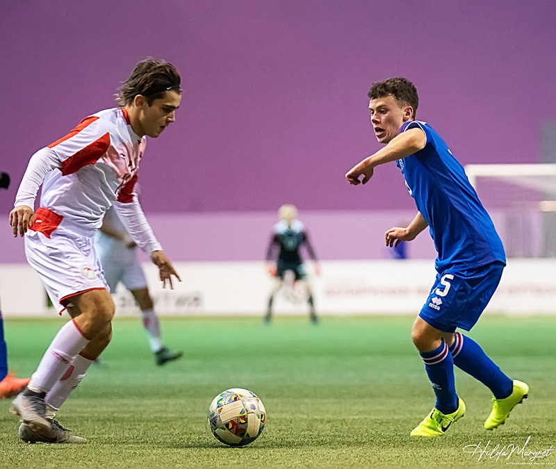 Myndaveisla: U17 tapaði gegn Tadsíkistan
