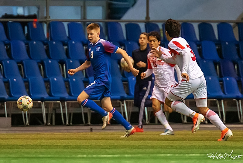 Myndaveisla: U17 tapaði gegn Tadsíkistan