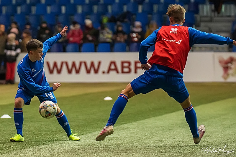 Myndaveisla: U17 tapaði gegn Tadsíkistan