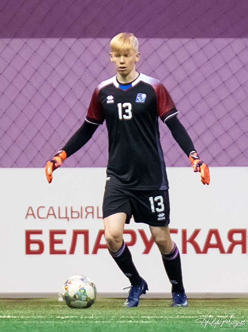Myndaveisla: U17 tapaði gegn Tadsíkistan
