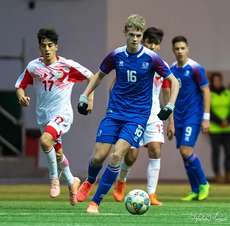 Myndaveisla: U17 tapaði gegn Tadsíkistan