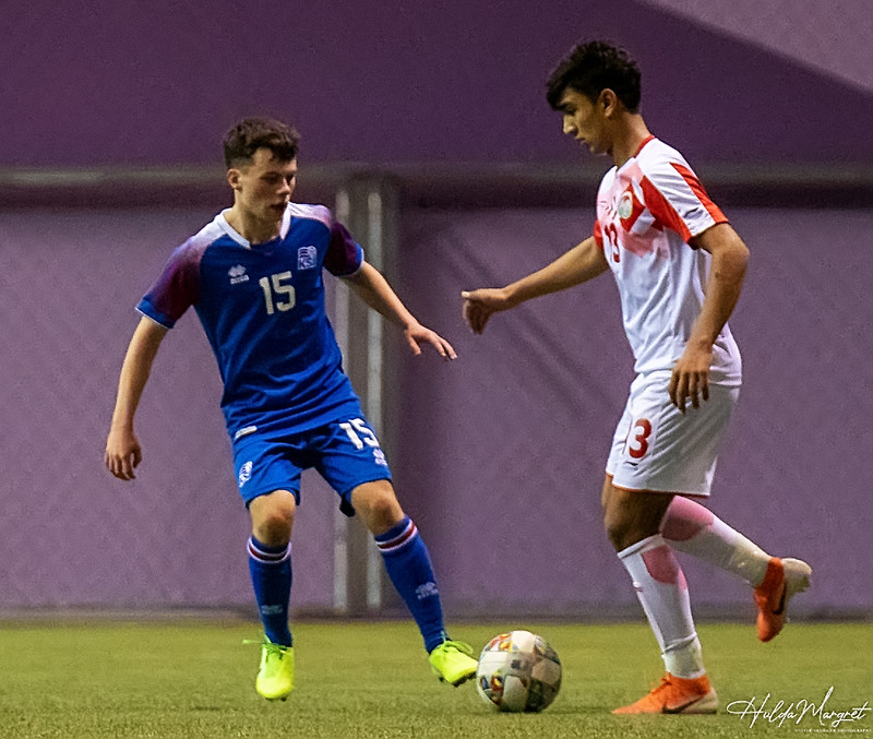 Myndaveisla: U17 tapaði gegn Tadsíkistan