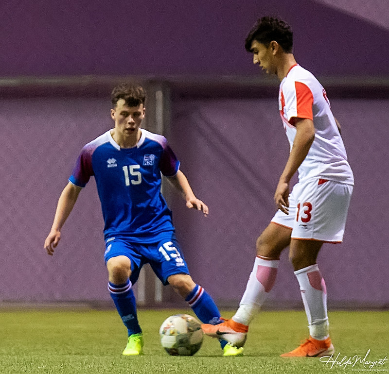 Myndaveisla: U17 tapaði gegn Tadsíkistan