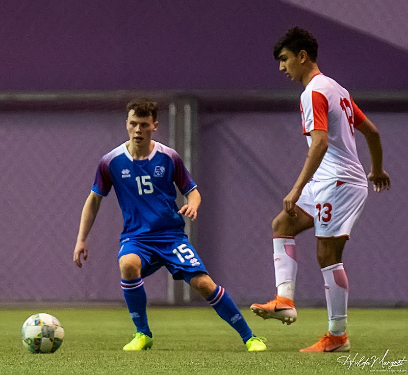 Myndaveisla: U17 tapaði gegn Tadsíkistan