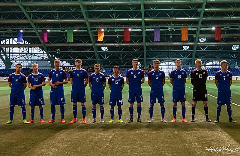 Myndaveisla: U17 tapaði gegn Tadsíkistan