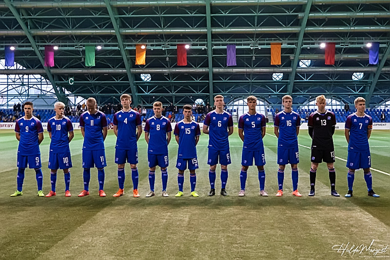 Myndaveisla: U17 tapaði gegn Tadsíkistan