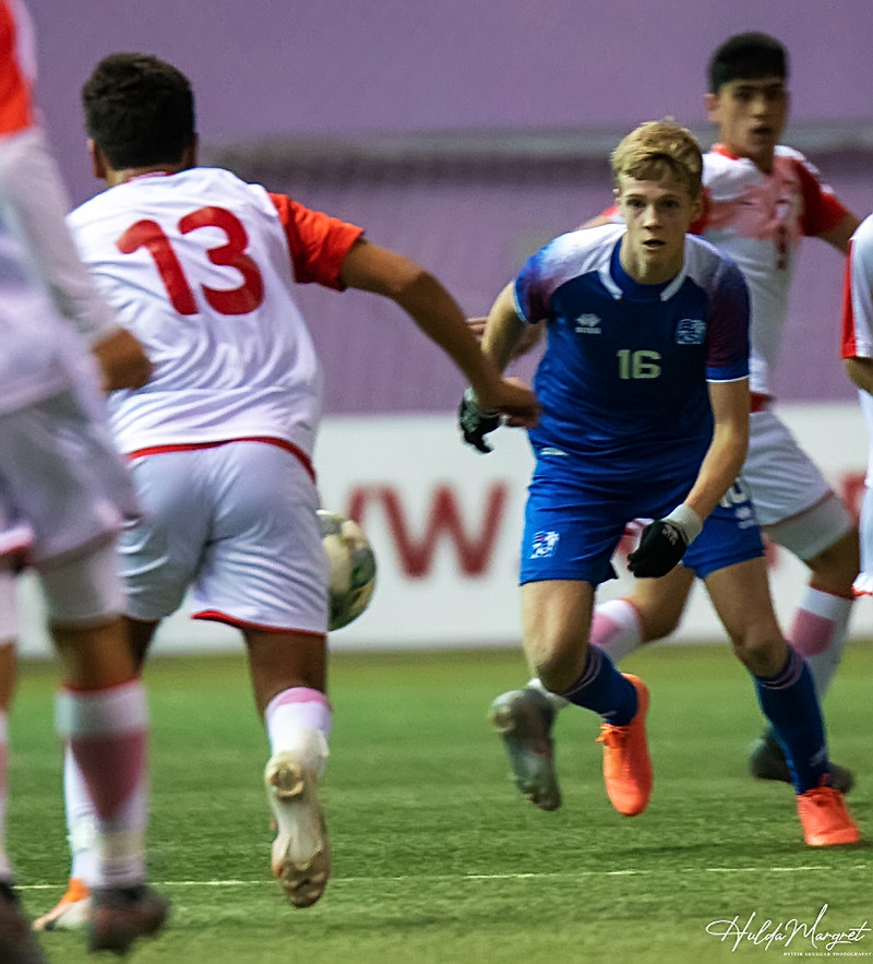 Myndaveisla: U17 tapaði gegn Tadsíkistan