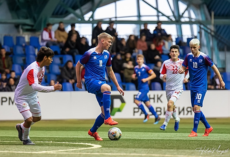 Myndaveisla: U17 tapaði gegn Tadsíkistan