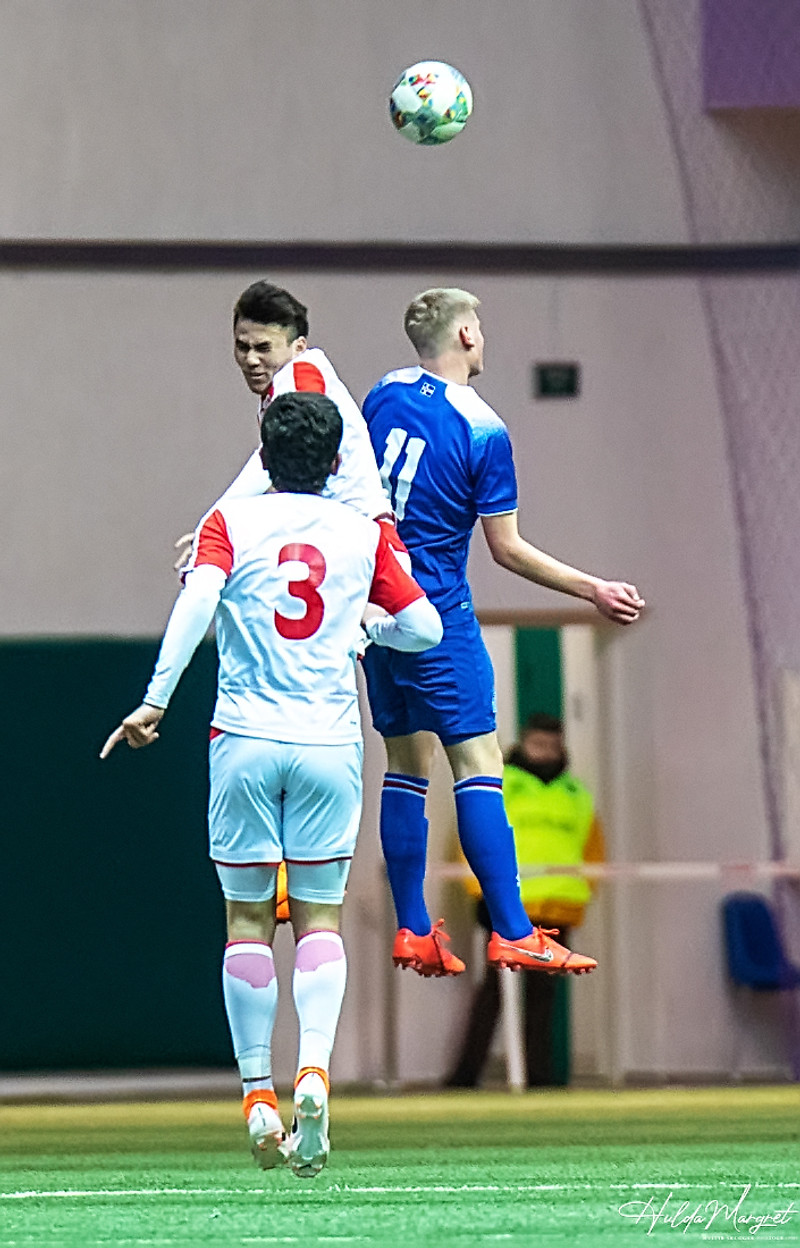 Myndaveisla: U17 tapaði gegn Tadsíkistan
