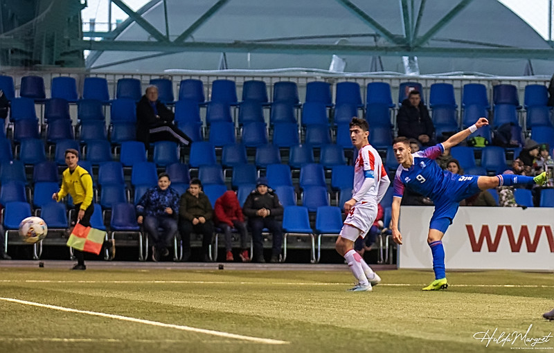 Myndaveisla: U17 tapaði gegn Tadsíkistan