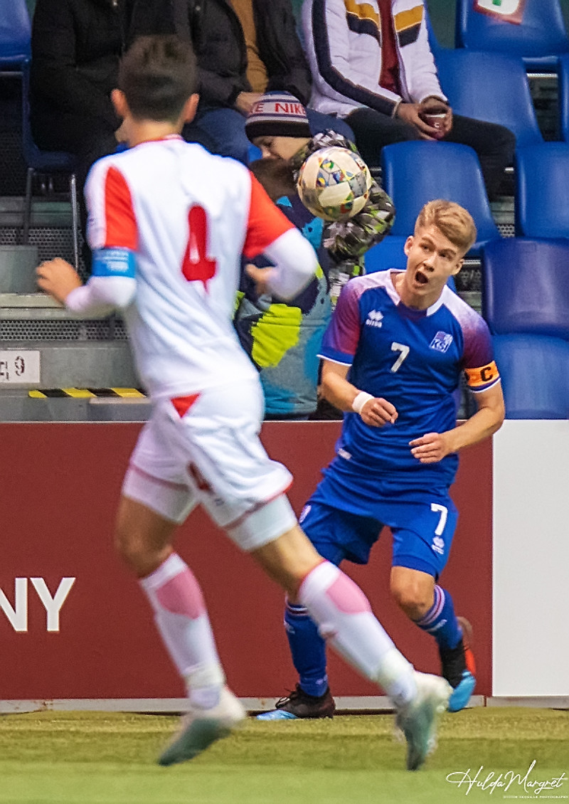 Myndaveisla: U17 tapaði gegn Tadsíkistan