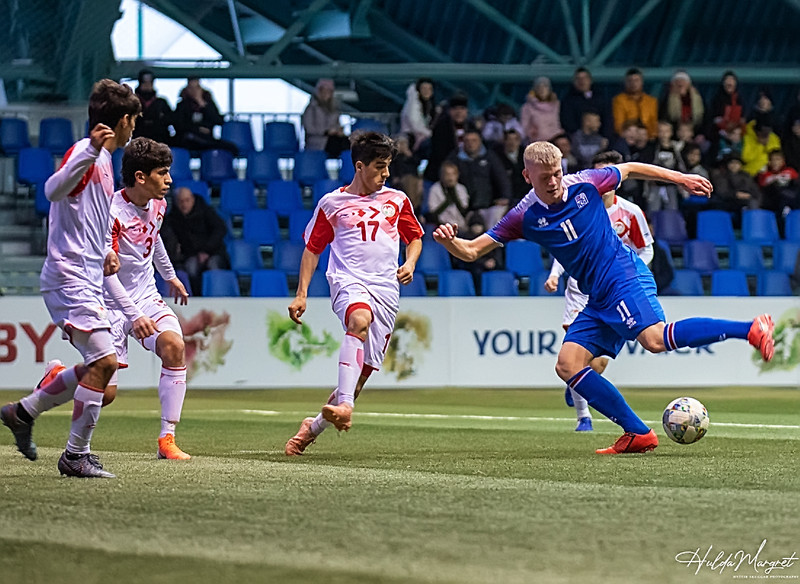 Myndaveisla: U17 tapaði gegn Tadsíkistan