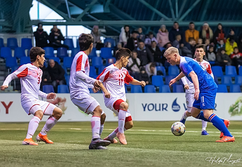 Myndaveisla: U17 tapaði gegn Tadsíkistan