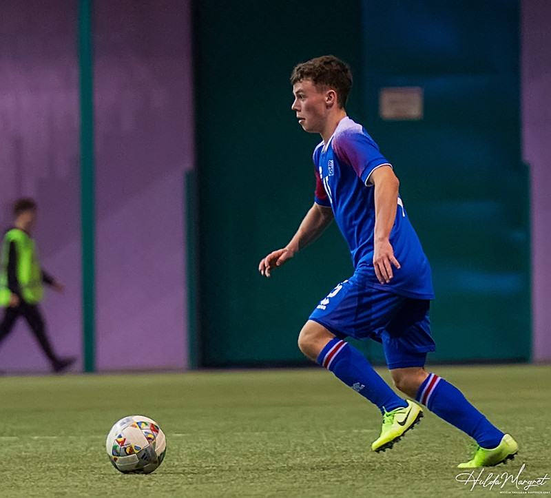 Myndaveisla: U17 tapaði gegn Tadsíkistan