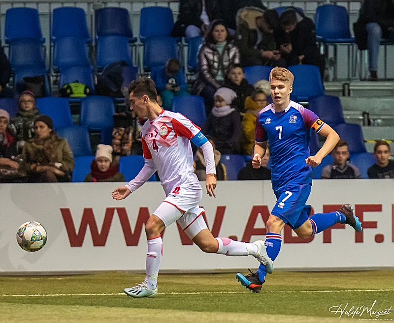 Myndaveisla: U17 tapaði gegn Tadsíkistan