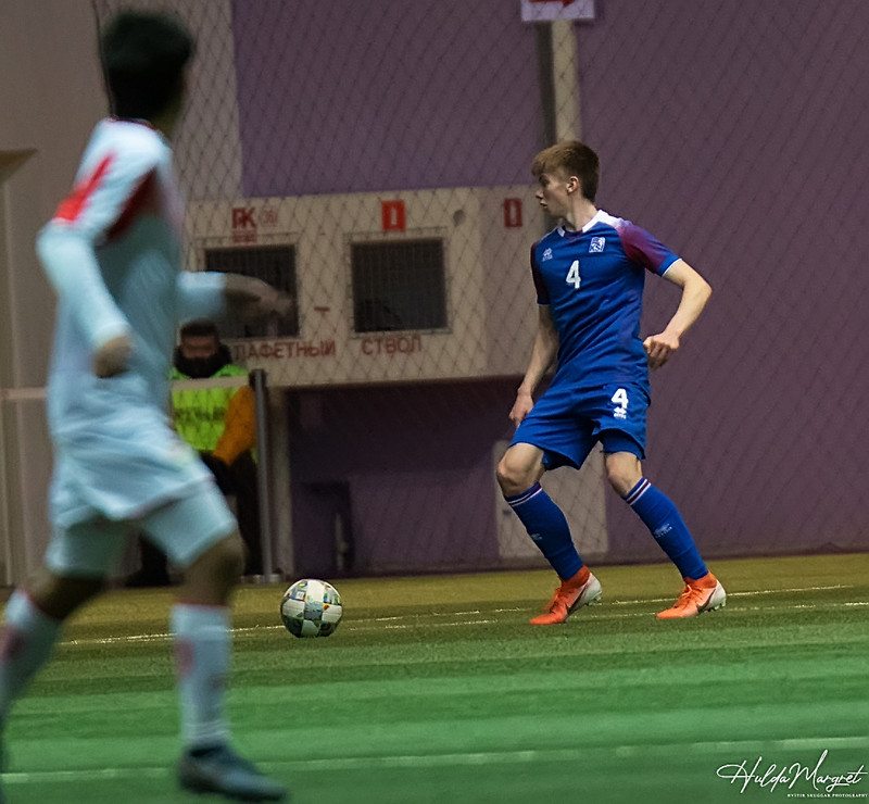 Myndaveisla: U17 tapaði gegn Tadsíkistan