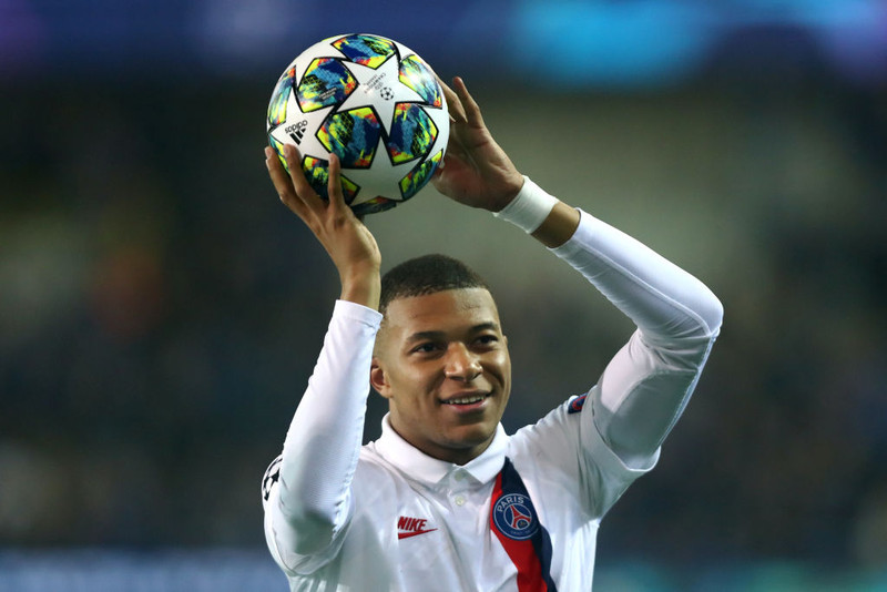 Kylian Mbappe heillast af Liverpool.