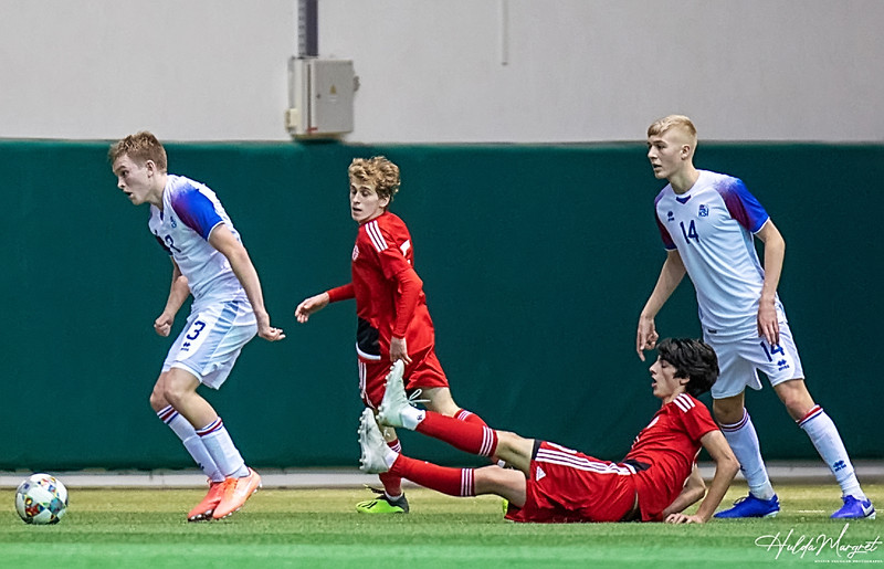 Myndaveisla: U17 tapaði gegn Georgíu