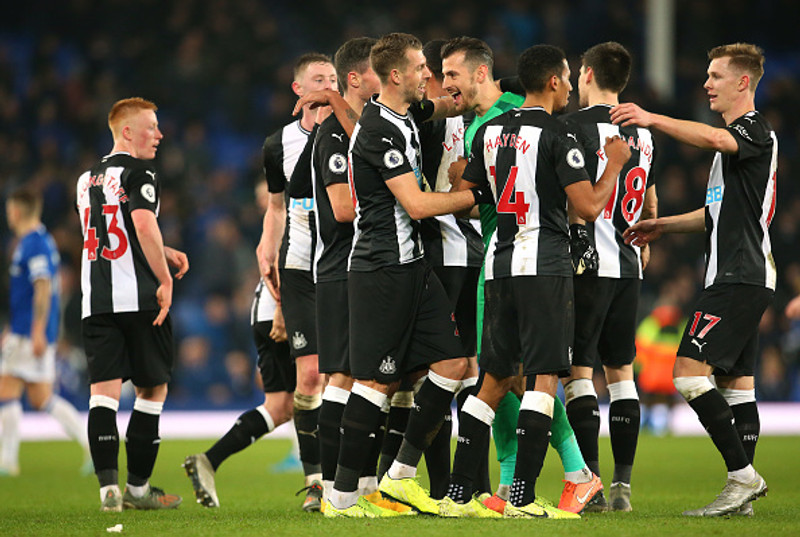 Fjárfestarnir frá Sádi-Arabíu hættir við að kaupa Newcastle