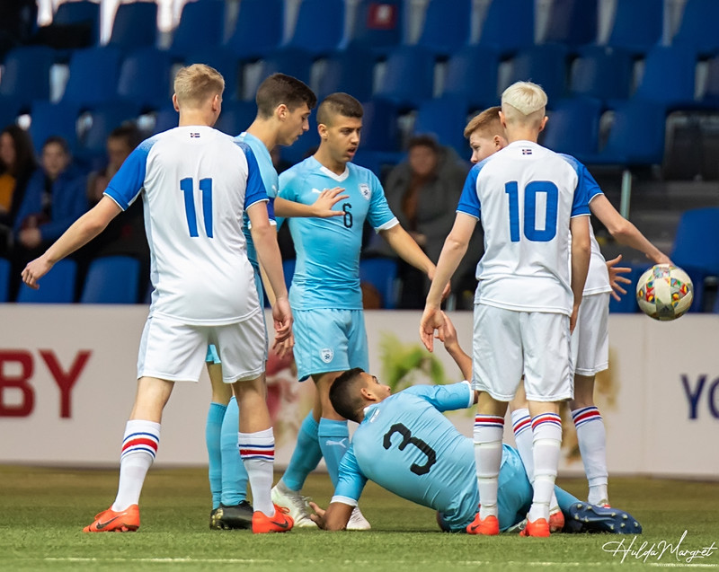 Myndaveisla: Flottur sigur U17 gegn Ísrael