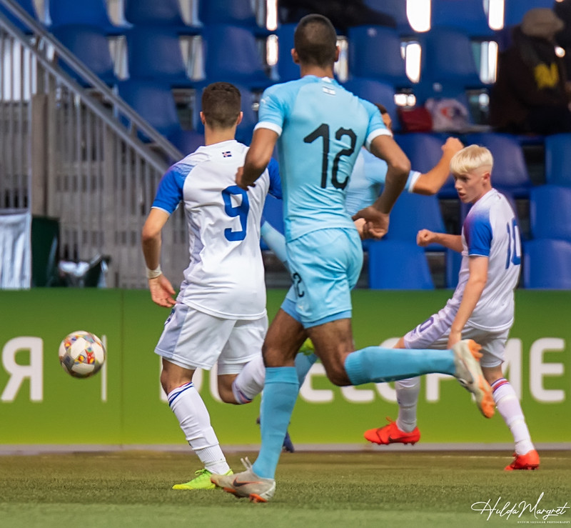Myndaveisla: Flottur sigur U17 gegn Ísrael