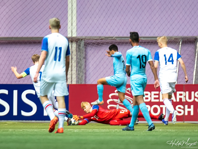 Myndaveisla: Flottur sigur U17 gegn Ísrael