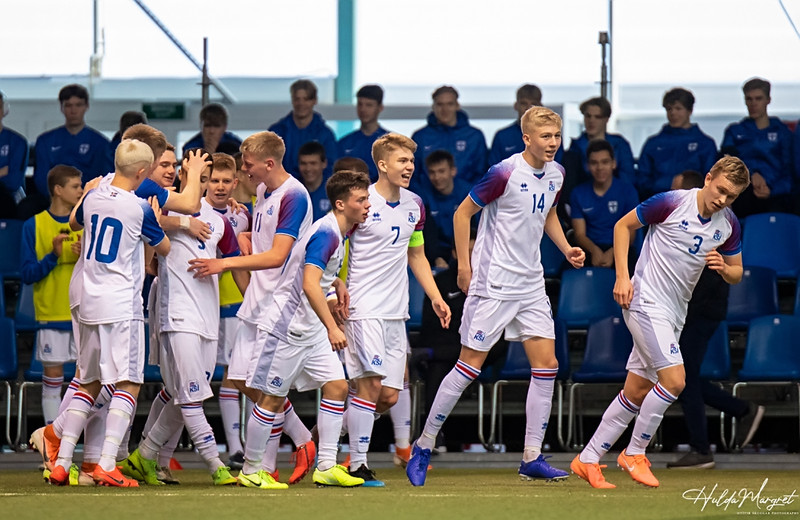 Myndaveisla: Flottur sigur U17 gegn Ísrael