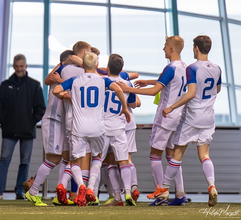 Myndaveisla: Flottur sigur U17 gegn Ísrael