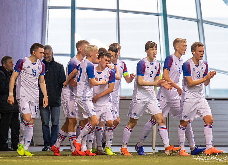 Myndaveisla: Flottur sigur U17 gegn Ísrael