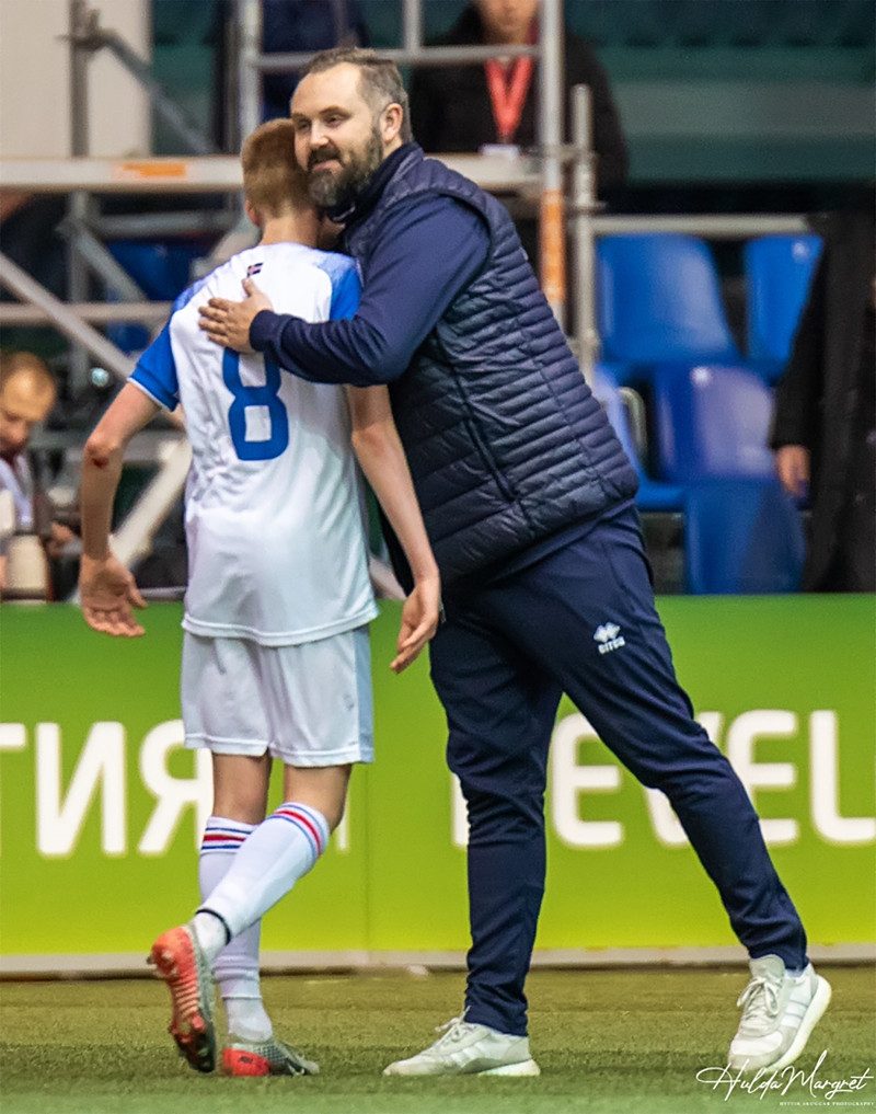 Myndaveisla: Flottur sigur U17 gegn Ísrael